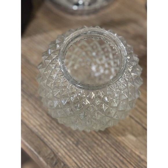 Vintage Crystal Clear Diamond Point Cut Glass 3 1/8” Fitter Light Globe Shade - Picture 2 of 8